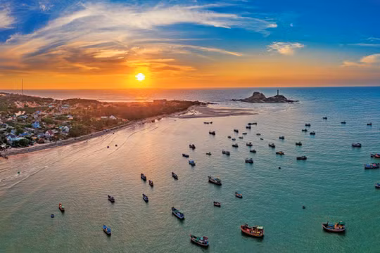 Mũi Né 'cháy phòng' đều đặn vào dịp cuối tuần
