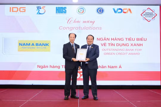 Nam A Bank nhận cú đúp giải thưởng tại Lễ trao giải Ngân hàng Việt Nam tiêu biểu 2025