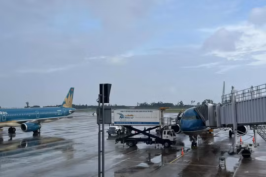 Miễn phí đổi ngày bay cho hành khách bị ảnh hưởng bởi mưa lũ