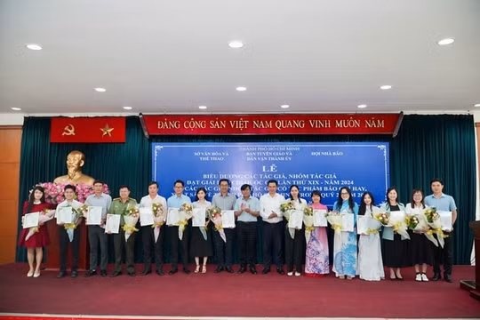 70 tác phẩm báo chí xuất sắc viết về thành phố Hồ Chí Minh được khen thưởng, khẳng định vai trò tiên phong của báo chí thành phố
