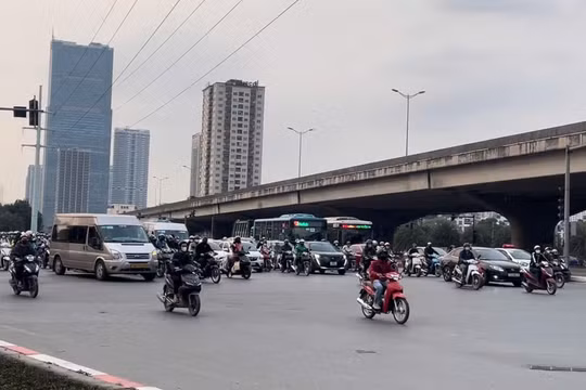 Hà Nội: Giao thông thông thoáng trước dịp nghỉ lễ Giỗ Tổ Hùng Vương