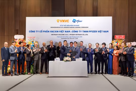 Pfizer và VNVC ký thảo luận về sản xuất vắc xin