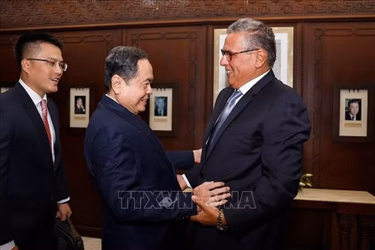 Chủ tịch Quốc hội Trần Thanh Mẫn hội kiến Thủ tướng Maroc Aziz Akhannouch