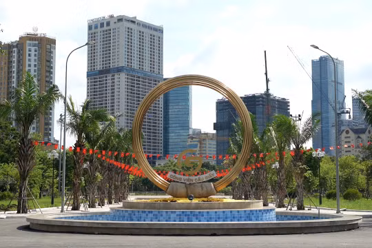 Người dân phấn khởi trước diện mạo mới của công viên Cầu Giấy