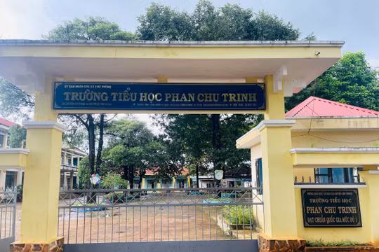 Trường vùng khó ở Gia Lai chi chít các khoản thu đầu năm gây “choáng” cho phụ huynh