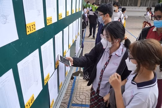 Học sinh TP HCM có thể được đăng ký 8 nguyện vọng vào lớp 10
