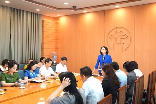 Hà Nội: Làm rõ trách nhiệm đơn vị cung cấp suất ăn học đường liên quan vụ rau 'phù phép'