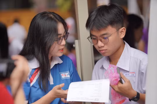 Không công bố điểm chuẩn trước 12h30 ngày 22/8, tăng thêm 4 lần lọc ảo
