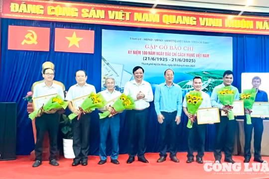 Tỉnh Cà Mau tổ chức họp mặt các cơ quan báo chí nhân kỷ niệm 100 năm Ngày Báo chí Cách mạng Việt Nam