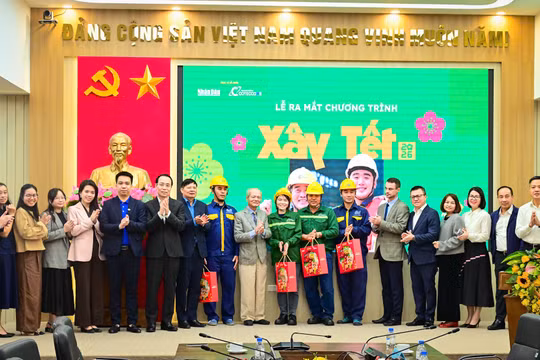 'Xây Tết 2026' trao hơn 30.000 phần quà cho công nhân trên cả nước