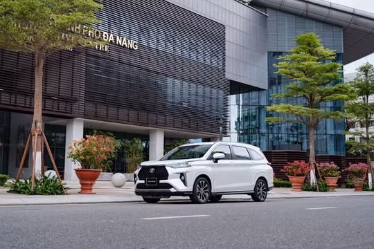 Giảm giá các mẫu xe Toyota lắp ráp trong nước
