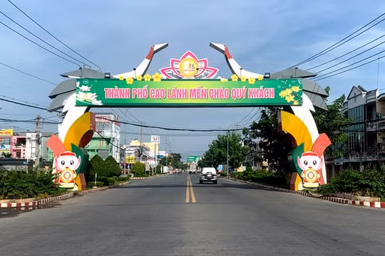 Công nhận tỉnh Đồng Tháp hoàn thành nhiệm vụ xây dựng nông thôn mới