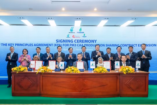 Petrovietnam và Petronas: Gia hạn Hợp đồng phân chia sản phẩm (PSC) Lô PM3 CAA thêm 20 năm