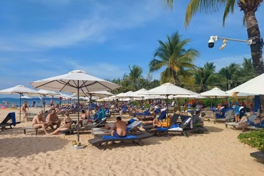 Phú Quốc: 'Cháy' phòng khách sạn dịp Tết Dương lịch