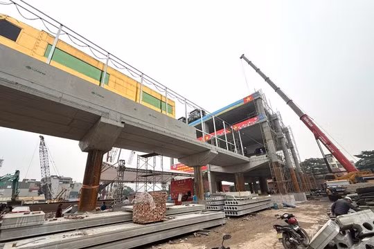 Đại gia Đường 'bia' đề xuất mô hình hạ tầng đa tầng: Đường cao tốc - đường sắt - nhà ở xã hội