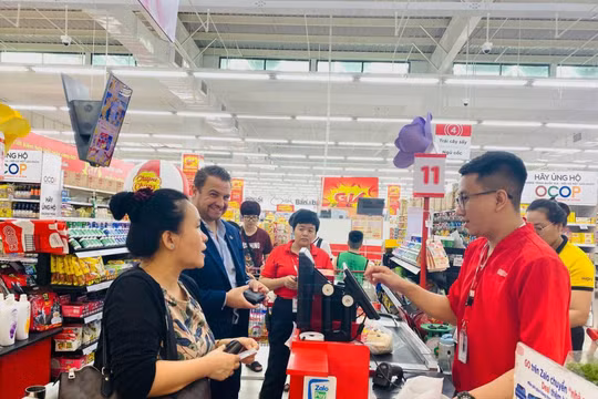 Mưa lũ đẩy giá thực phẩm tăng, CPI tháng 10/2025 nhích 0,2%