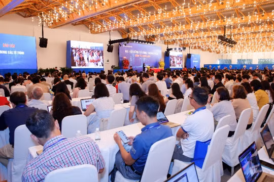 Đại hội đồng cổ đông Sacombank: Đặt mục tiêu tăng trưởng lên đến 15% lần đầu lên kế hoạch chia cổ tức sau 9 năm