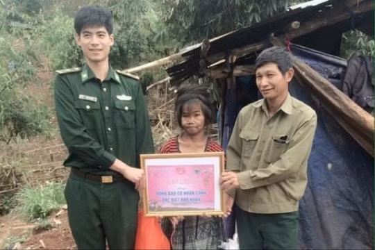“Hũ gạo chiến sĩ” ấm lòng người dân biên giới