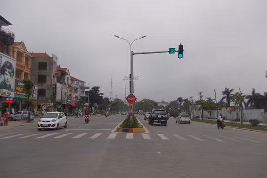 Vĩnh Phúc: Đầu tư hơn 195 tỷ quản lý, bảo trì hệ thống đường bộ và đèn tín hiệu giao thông