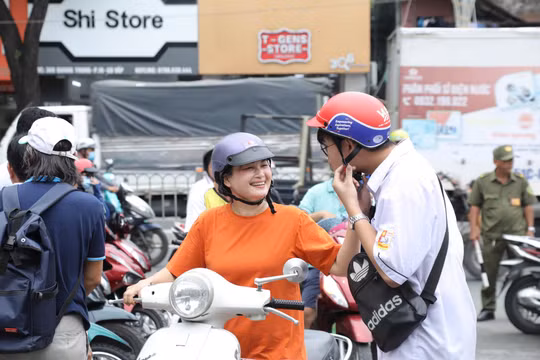 Hà Nội công bố điểm chuẩn lớp 10 công lập đợt 2: Cơ hội cuối cho thí sinh 'trượt' nguyện vọng đầu!