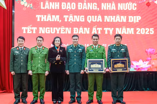 Sẵn sàng phục vụ Nhân dân vui Xuân, đón Tết an toàn, lành mạnh