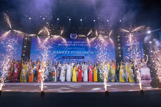 Top 44 Hoa hậu Sinh viên Hòa bình Việt Nam khoe sắc trong đêm thi bán kết