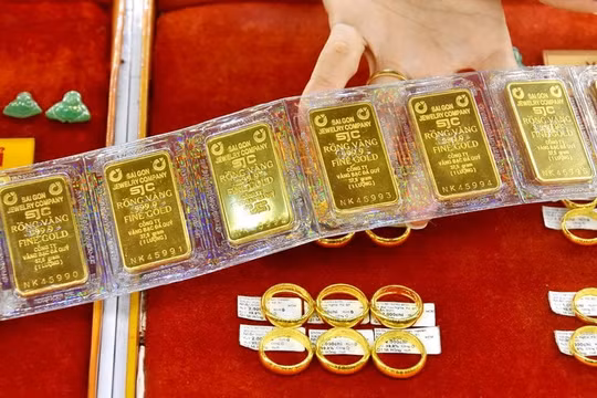 Giá vàng hôm nay tăng, cao hơn thế giới trên 21 triệu đồng/lượng