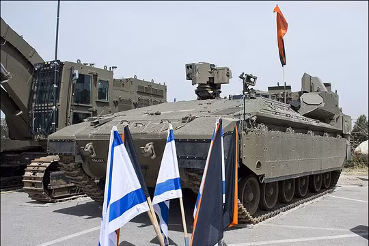 Israel phá kỷ lục xuất khẩu vũ khí, nói thế giới đang 'nhìn thấy sức mạnh' ở Gaza