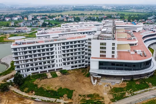 Đã khởi tố 07 bị can trong vụ án xảy ra tại Bệnh viện Bạch Mai, Việt Đức cơ sở 2
