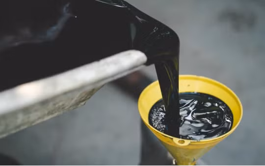Dầu nhớt đã qua sử dụng được xử lý ra sao?