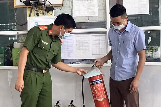 Tăng quyền xử phạt vi phạm phòng cháy, chữa cháy cho Chủ tịch UBND và Trưởng Công an cấp xã