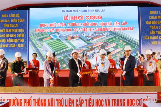 Phó Thủ tướng Hồ Quốc Dũng dự lễ khởi công 7 trường nội trú biên giới tỉnh Gia Lai