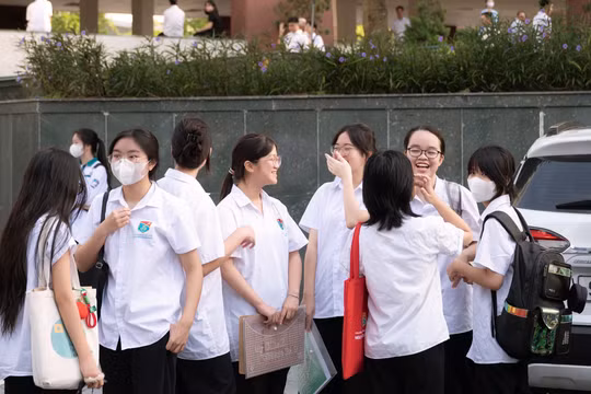 Lịch thi lớp 10 năm 2026 thay đổi ra sao sau khi sáp nhập tỉnh?