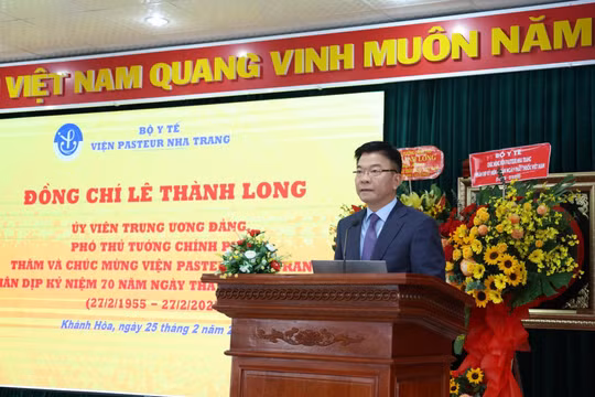 Phó Thủ tướng Lê Thành Long: Dành ít nhất 30% ngân sách y tế cho y tế dự phòng
