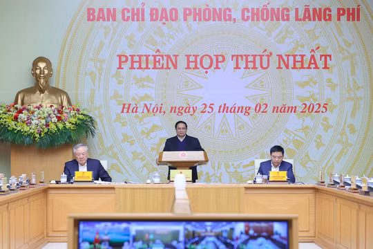 Thủ tướng Phạm Minh Chính: Lãng phí tạo rào cản vô hình trong phát triển kinh tế-xã hội