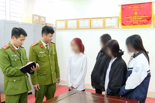 Ninh Bình: Triệu tập nhóm nữ sinh đánh hội đồng bạn, quay clip phát tán lên mạng xã hội