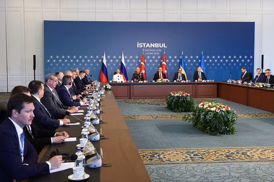 Nga và Ukraine bắt đầu vòng đàm phán mới, nhưng kỳ vọng đột phá vẫn thấp