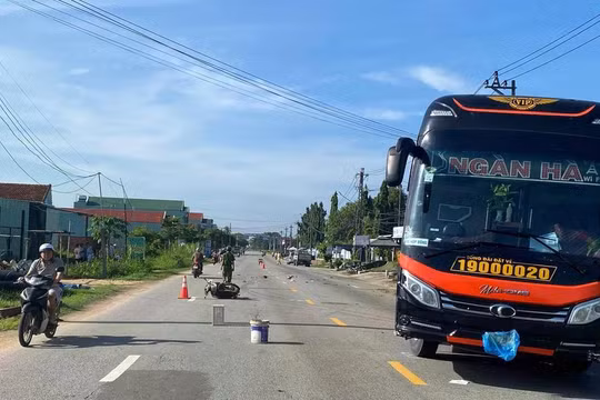Gia Lai: Va chạm với xe khách giường nằm, 2 vợ chồng tử vong thương tâm