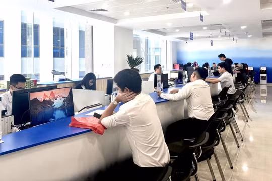Hà Nội chi hơn 46 tỷ đồng hỗ trợ cán bộ nghỉ việc, nhiều người nhận trên 2 tỷ