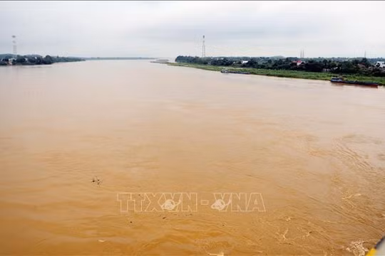 Khẩn trương ứng phó lũ đặc biệt lớn trên sông Thao và vận hành an toàn hồ Thác Bà