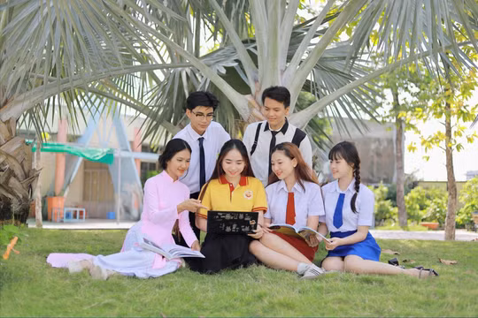Chương trình trung học nghề sẽ được triển khai ra sao?