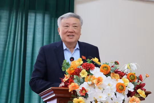 Khắc phục chậm trễ hồ sơ đất đai, không để tiêu cực, nhũng nhiễu người dân, doanh nghiệp