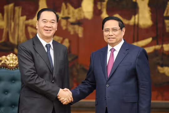 Sớm lập dự án, triển khai xây dựng Trường Đại học Lào - Việt tại Lào
