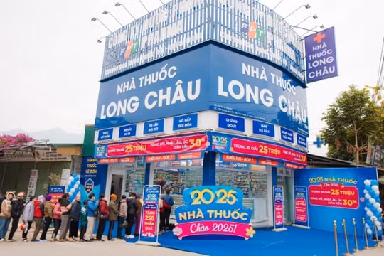 FPT Retail (FRT) tăng trưởng doanh thu 26%, chuỗi Long Châu đóng góp 63%