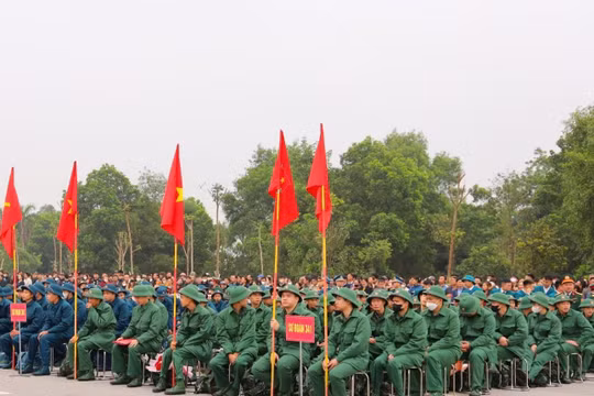 Nghệ An: Nam thanh niên bị phạt hơn 60 triệu đồng do không chấp hành lệnh gọi nhập ngũ