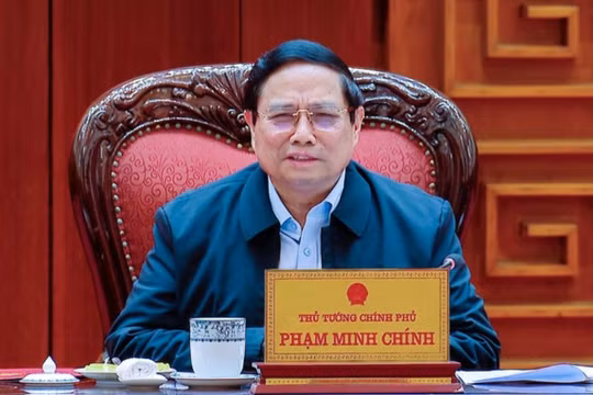 Thủ tướng chủ trì cuộc họp chính sách ưu đãi thị thực nhằm thúc đẩy du lịch