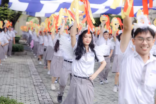 TP HCM điều chỉnh giờ học: Học sinh bớt vội, phụ huynh dễ đón con