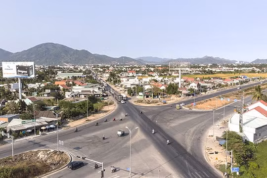 Đề xuất đầu tư tuyến đường tránh Quốc lộ 1A qua thị xã Ninh Hòa (Khánh Hòa)