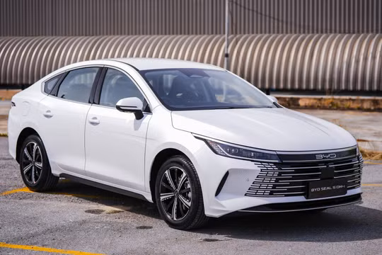 Sedan hybrid BYD Seal 5 sắp bán tại Việt Nam
