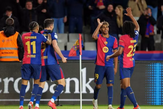 Barcelona hoà kịch tính Atletico Madrid theo kịch bản không tưởng